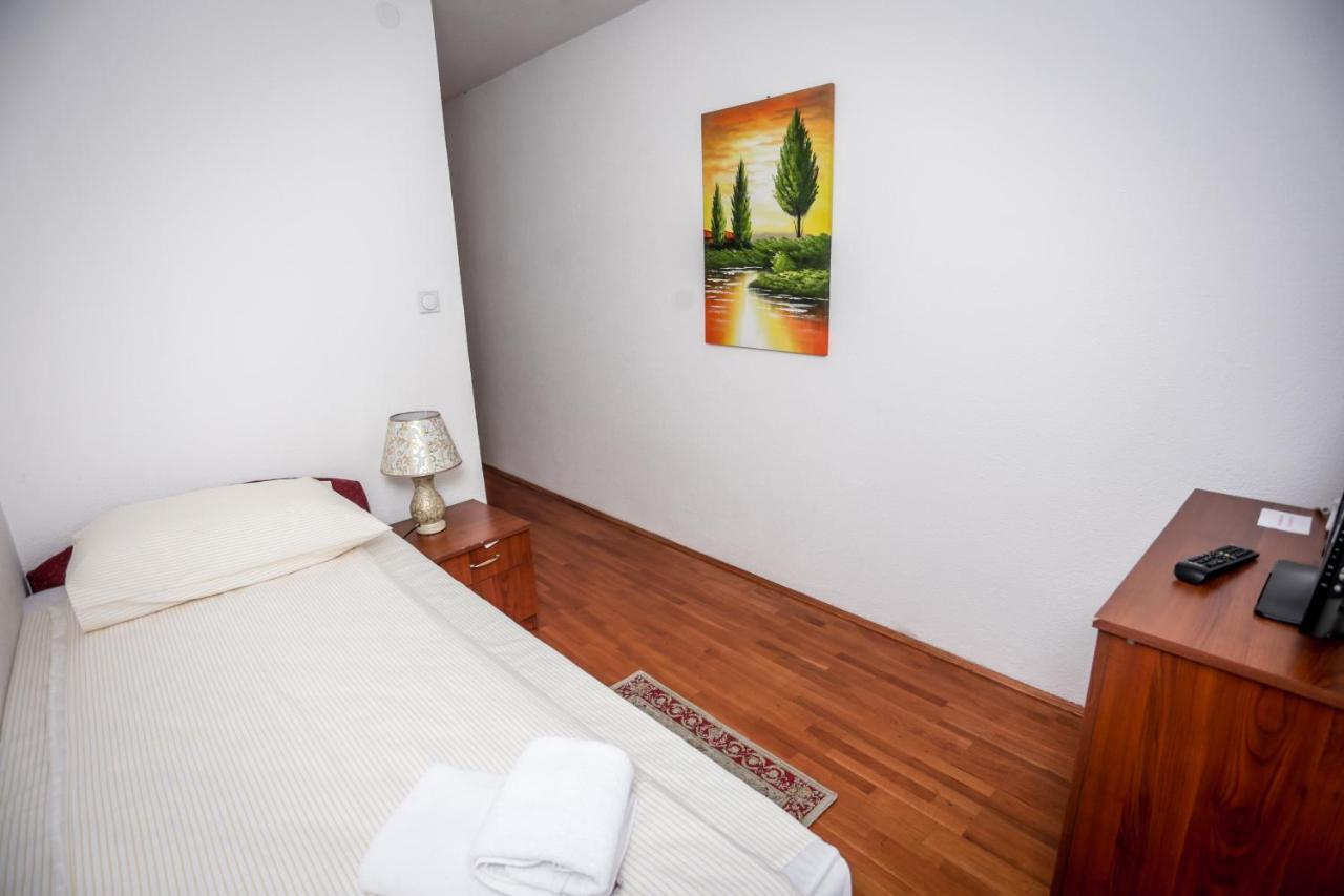 Hotel Bob Sarajevo Bagian luar foto