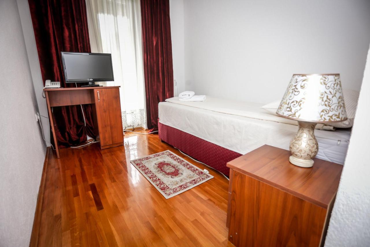 Hotel Bob Sarajevo Bagian luar foto