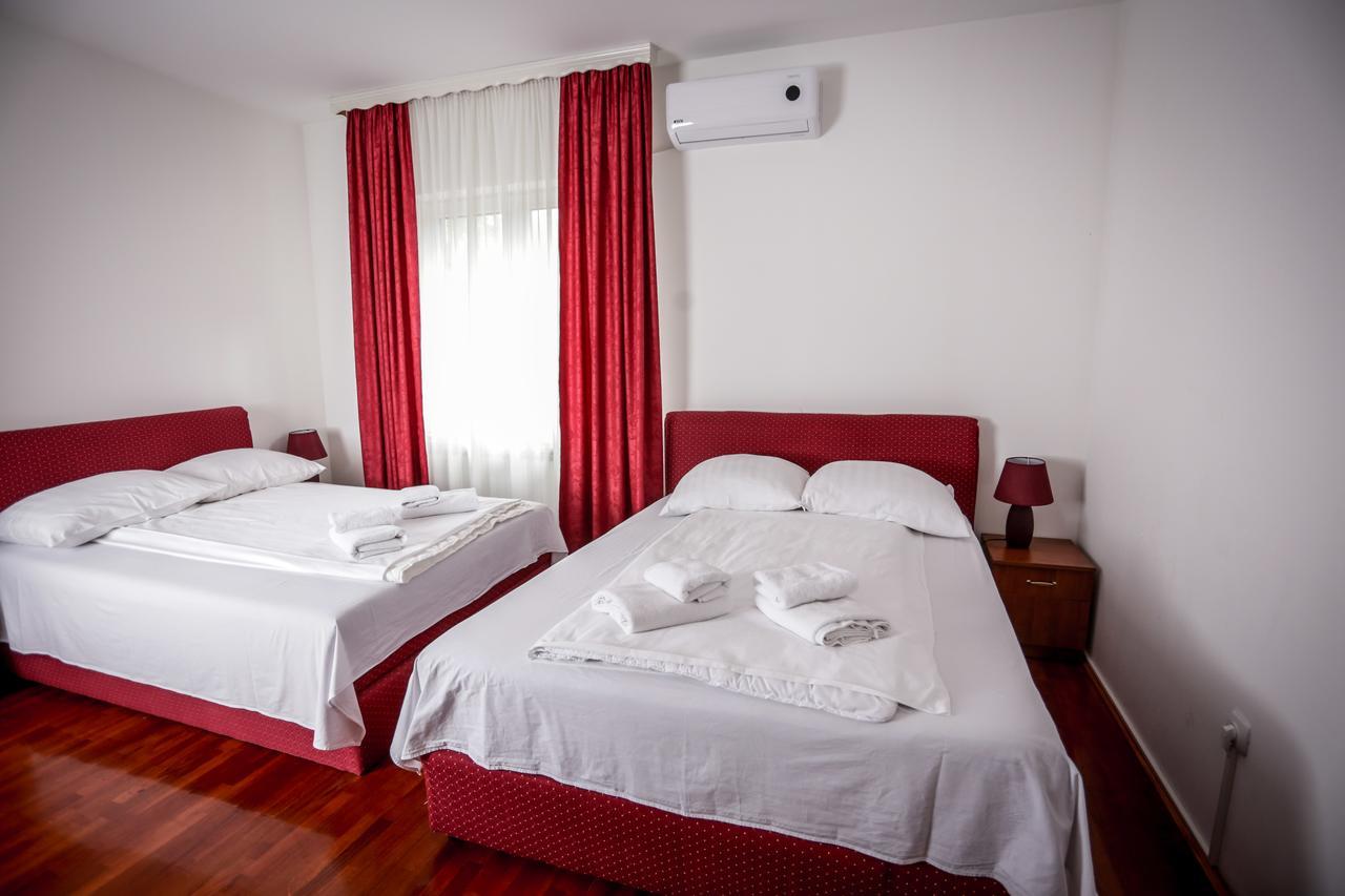 Hotel Bob Sarajevo Bagian luar foto